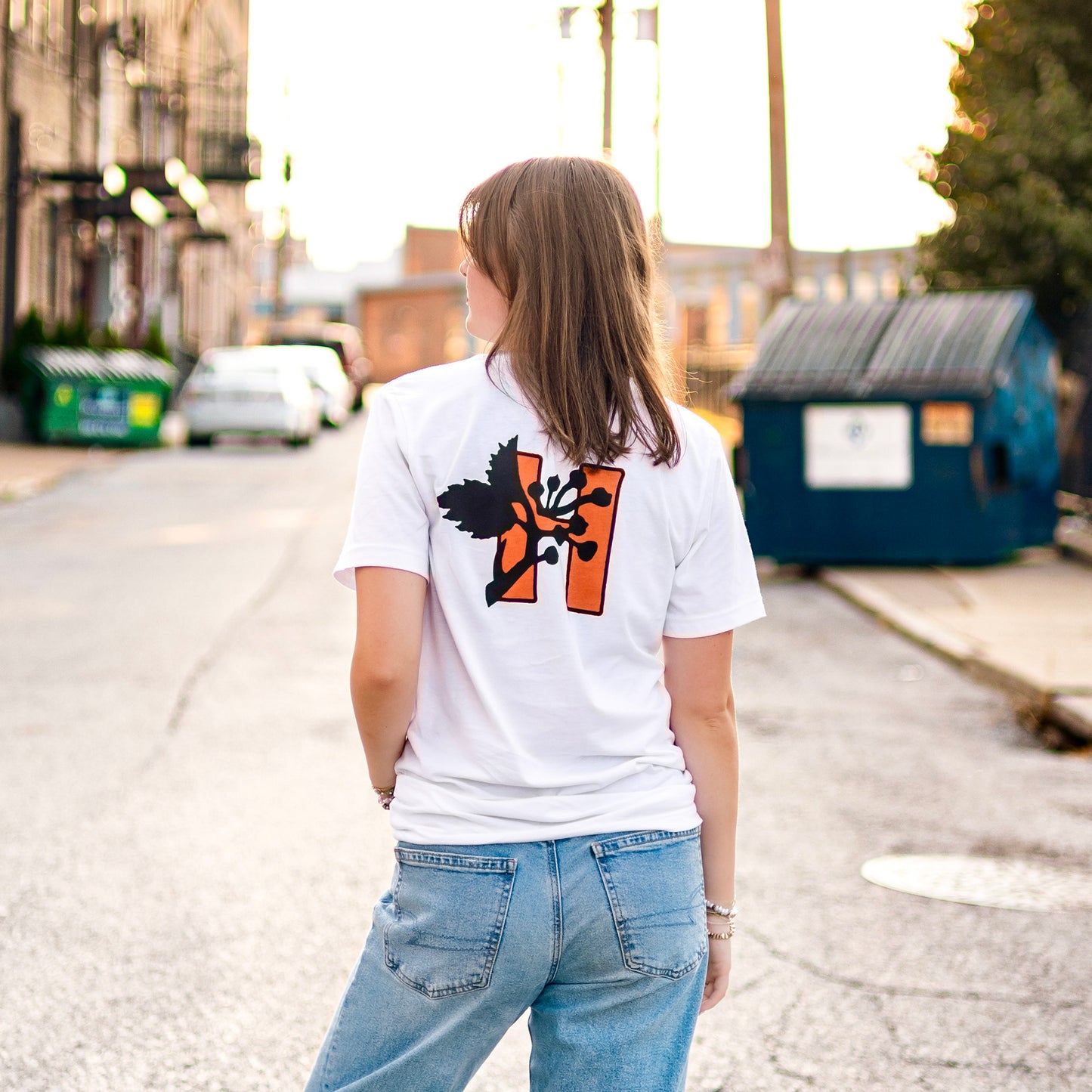 White Hawthorn Tee